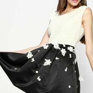 White Polyester Printed/Dyed A-line Sleeveless Min